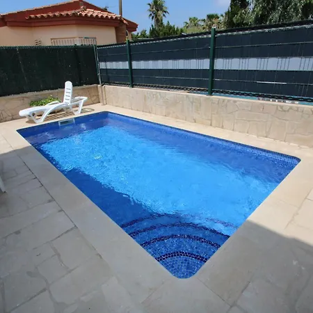 Holiday home Casa Cerca Del Mar Con Piscina Privada, Admite Mascotas, Wifi Gratuito, Opcion Aire Acondicionado - Es-184-61 Deltebre