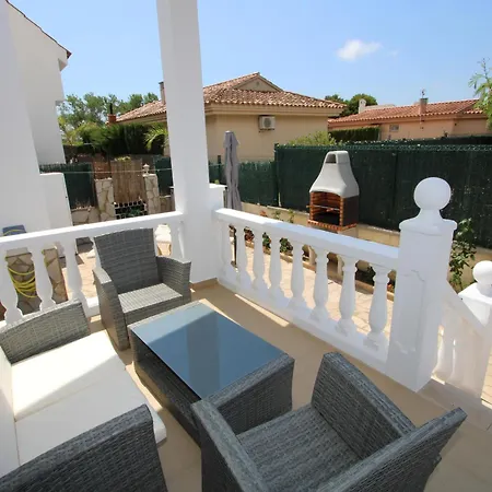 Casa Cerca Del Mar Con Piscina Privada, Admite Mascotas, Wifi Gratuito, Opcion Aire Acondicionado - Es-184-61 Deltebre